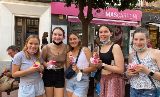 High school girls eating ice cream in Seville